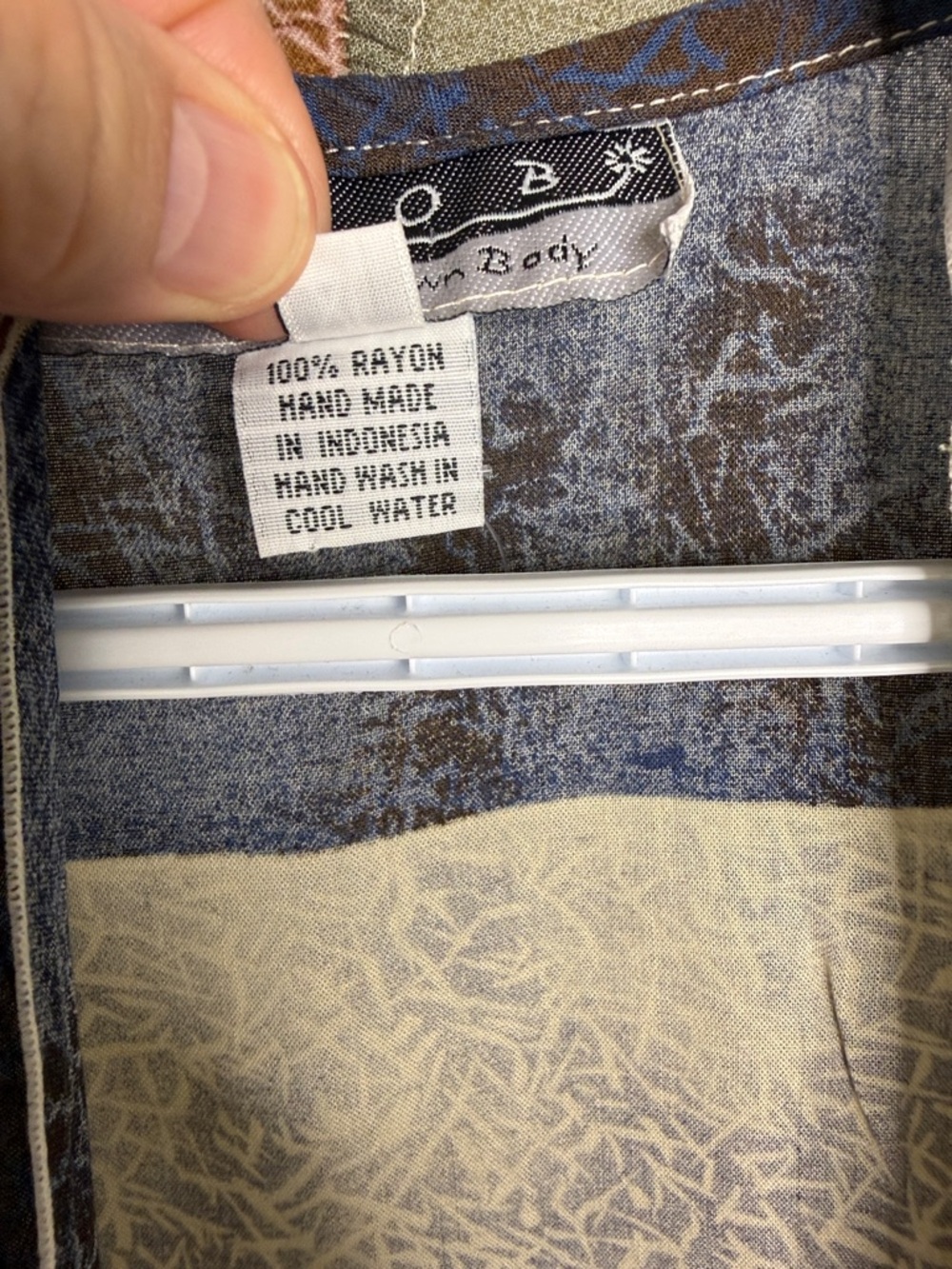 Cover up - Picture 4 of 6